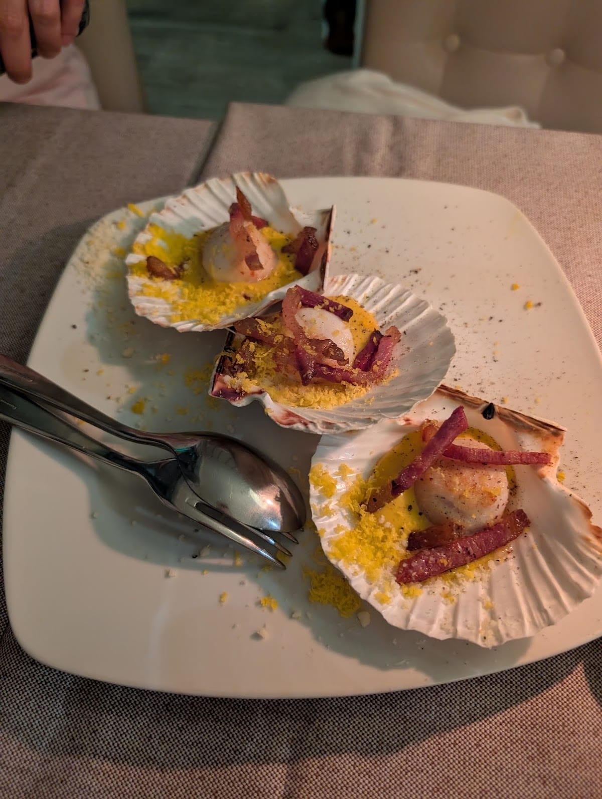 Capesante gratinate con pancetta